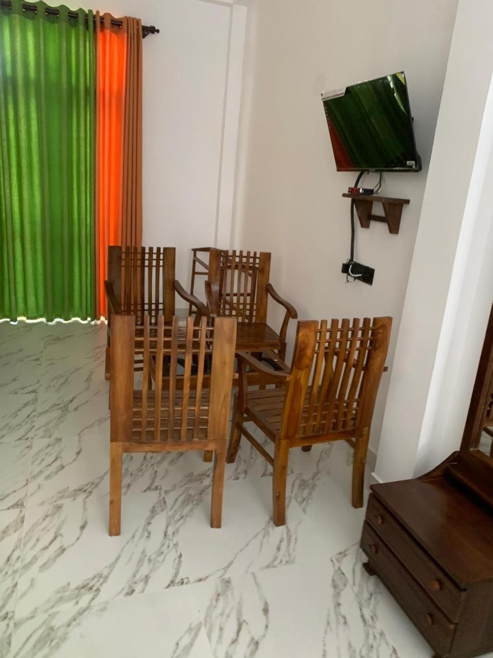 Malindu Yala Gate Hotel Tissamaharama Luaran gambar